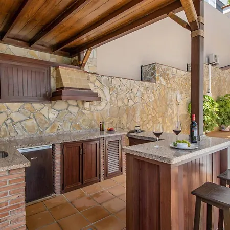Lara Pinta By Villa Nerja