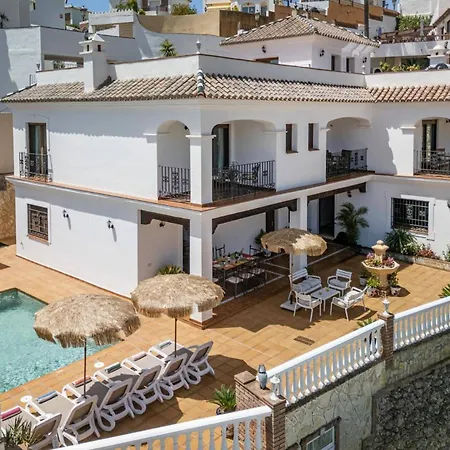 Lara Pinta By Villa Nerja